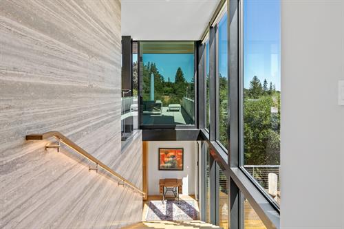 Gallery Image image_147_LR.jpg