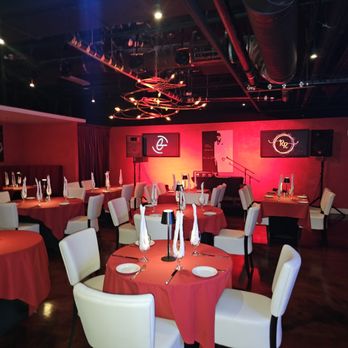 Gallery Image celbrations_red_room1.jpg