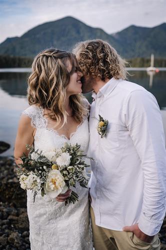 Smooth Elope Wedding Packages in Tofino