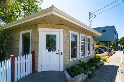 Self- Service Co-Working Space Located at 321 Main Street (Storefront)