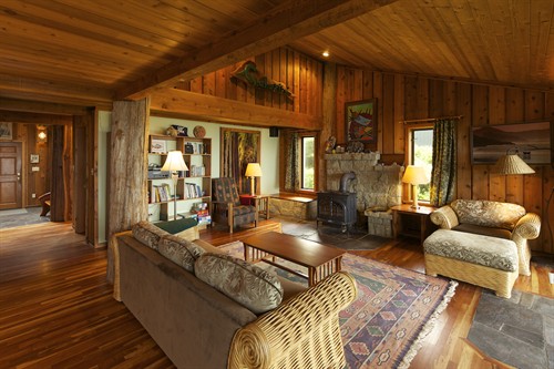 Gallery Image mainhouse_201306221060.jpg