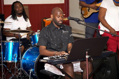 Gallery Image 10987362_811911488889979_6114174149154780610_o.jpg