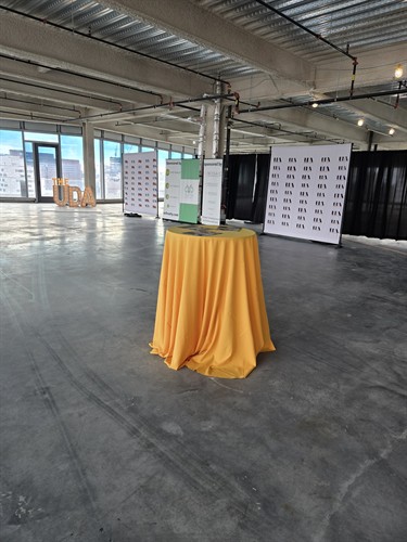 Gallery Image Event_setup3.jpg