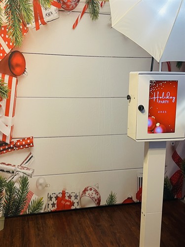 Holiday Glam Booth