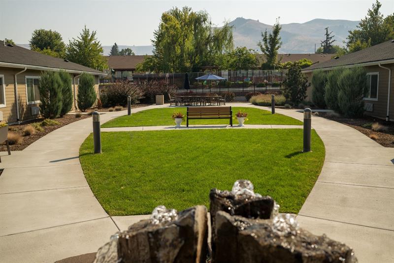 Gallery Image DSC04085.jpg