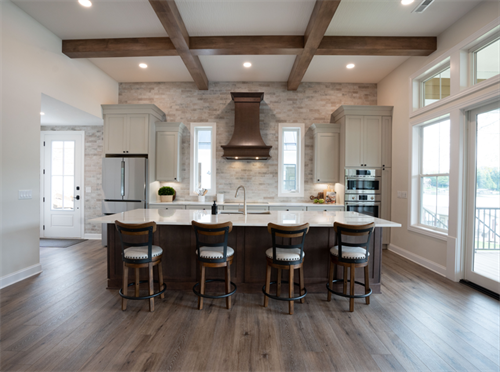 Gallery Image STRAIGHT.png