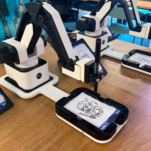 AI Draw ME Bot Sketch Robot