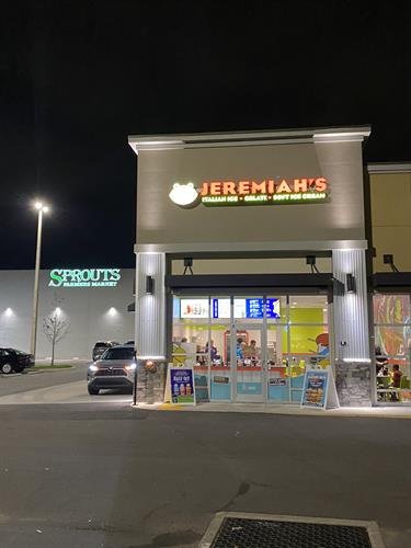 Gallery Image Front_of_Store_night.jpg