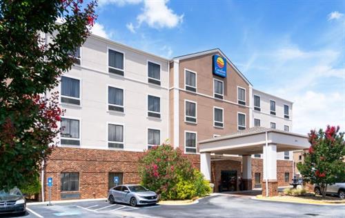 Welcome to the Comfort Inn & Suites Near Fort Gordon