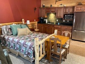 Bluff Country Retreat - Bunk House