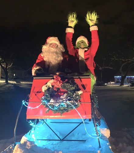 Gallery Image Santa_and_Grinch.jpg