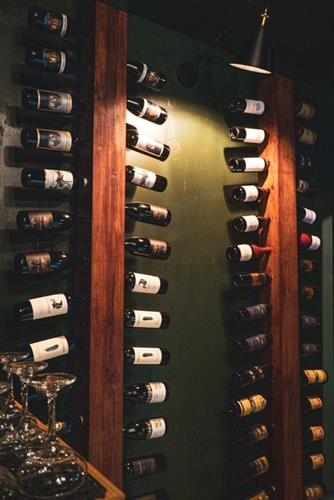 Gallery Image wine_wall.jpg