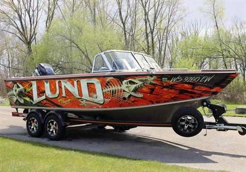 WRAPS - Lund boat wrap