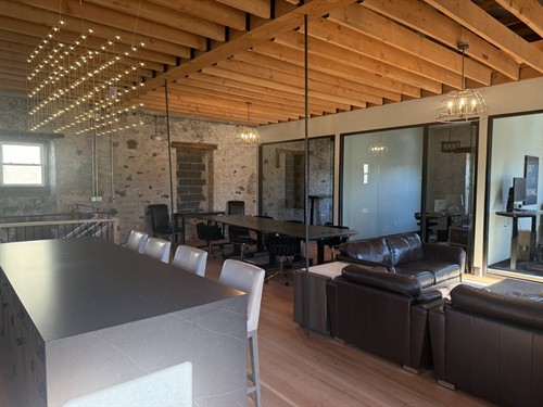 Gallery Image drop_in_workstations.jpg