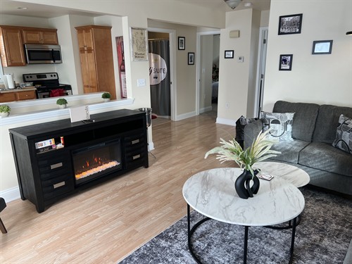 Gallery Image IMG_9167.jpeg