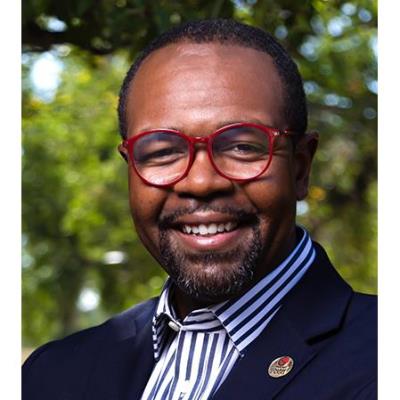 Dr. Mordecai Brownlee