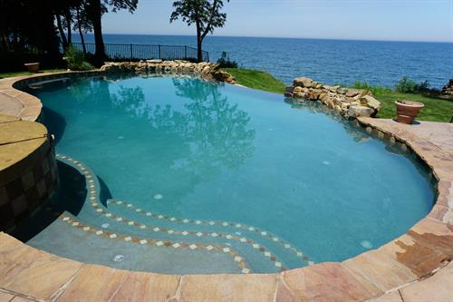 Infinity pool maintained in Webster