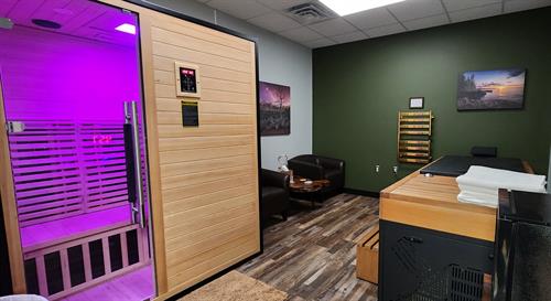 The Oasis - Reservable Room