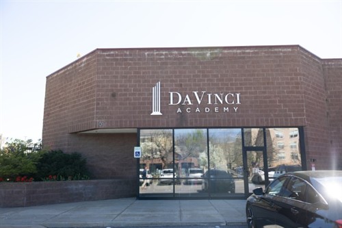 Gallery Image 9B8A1162248.jpg