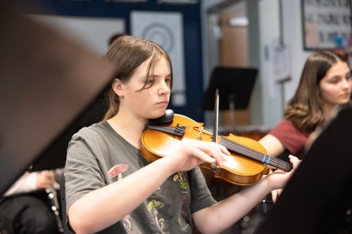 Gallery Image 9B8A157798.jpg