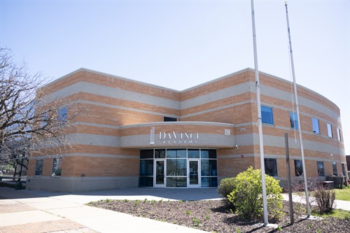 Gallery Image 9B8A977006.jpg