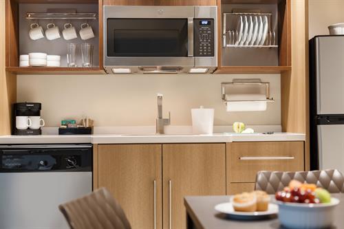 Home2 Suite Kitchenette