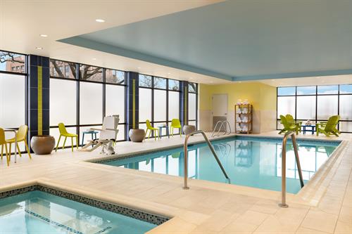 Indoor Saltwater Pool & Hot Tub