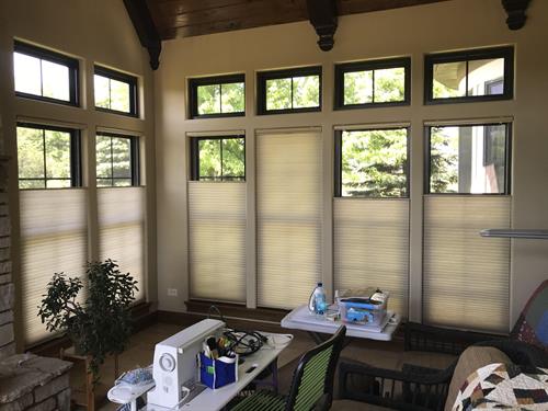 Hunter Douglas Top-Down Bottom-Up Honeycomb Shades