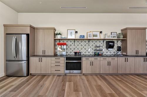 Gallery Image Sunflower_Overflow_Kitchen_2.jpg
