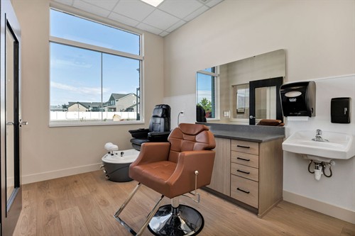 Gallery Image Sunlfower_Salon.jpg