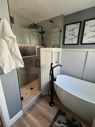 Master Bathroom With Walk In Shower and Niche Box Master Bathroom With Walk In Shower and Niche Box