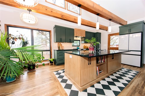 Eclectic East Bench Kitchen: The Frida Project 