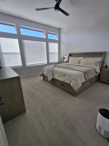 Gallery Image 1000010680.jpg