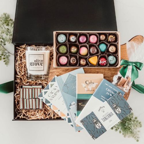 Deluxe corporate gifting basket