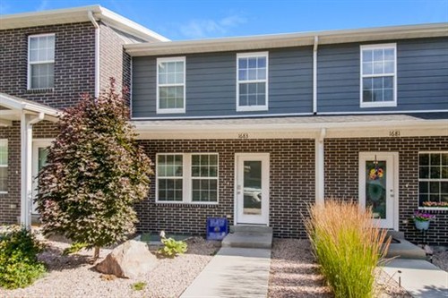 Gallery Image 1679_Canyon_Terrace.jpg