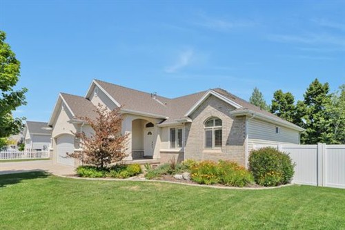 Gallery Image Syracuse_Acres.jpg