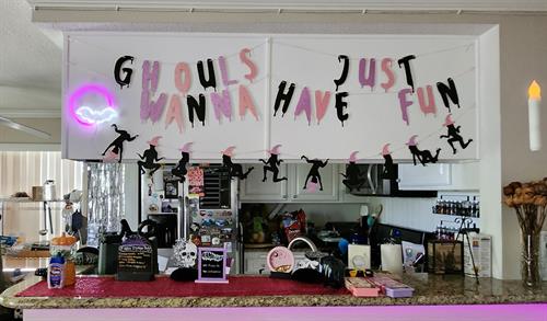 Spooky Bachelorette: Living room decor