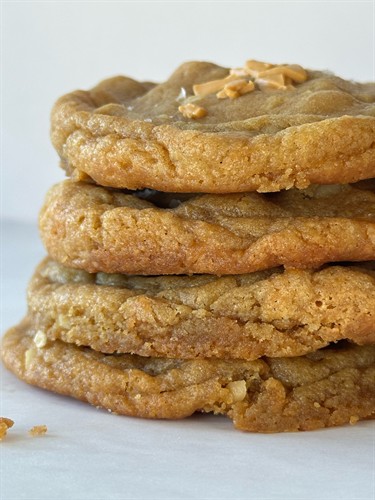 Caramelized White Chocolate Macadamia 