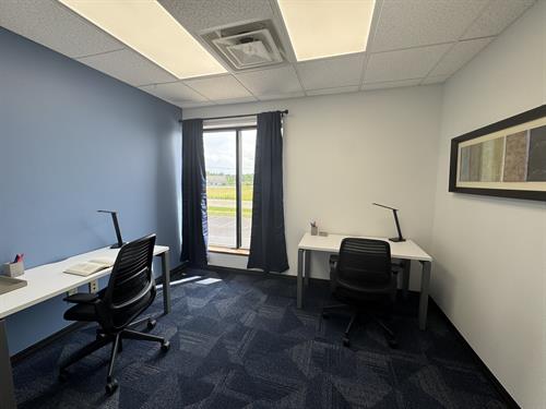 Our workspace comes with the essentials taken care of – from the furniture to the friendly reception team.