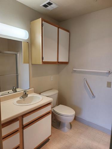Standard 2nd floor Bathroom