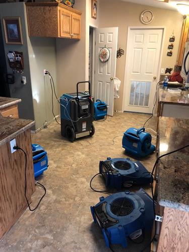 Water Mitigation/Dry Out from flood caused by pipe burst under kitchen sink!