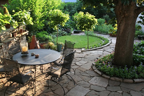 Natural stone patio landscape