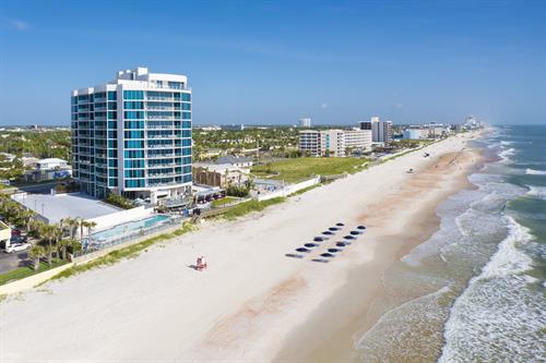 Max Beach Resor-Oceanfront Views