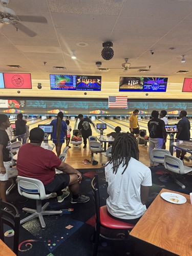 Gallery Image bowling_pic.jpeg