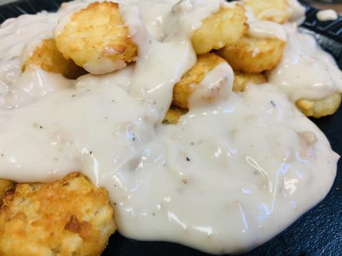 Tater Rounds with Sausage Gravy