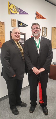 Gallery Image 33_05.jpg