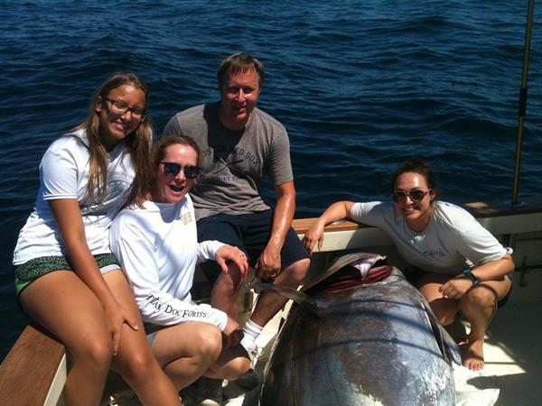 Great Family Fun and Teamwork, landings a Giant Bluefin