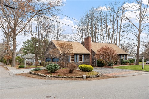 Manchester-by-the-Sea, MA - Represented the Sellers
