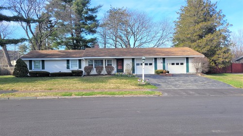 Danvers, MA - Represented the Sellers