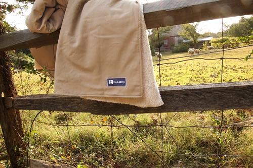 Cozy, durable blankets made of Denim and Fleece from US mills 